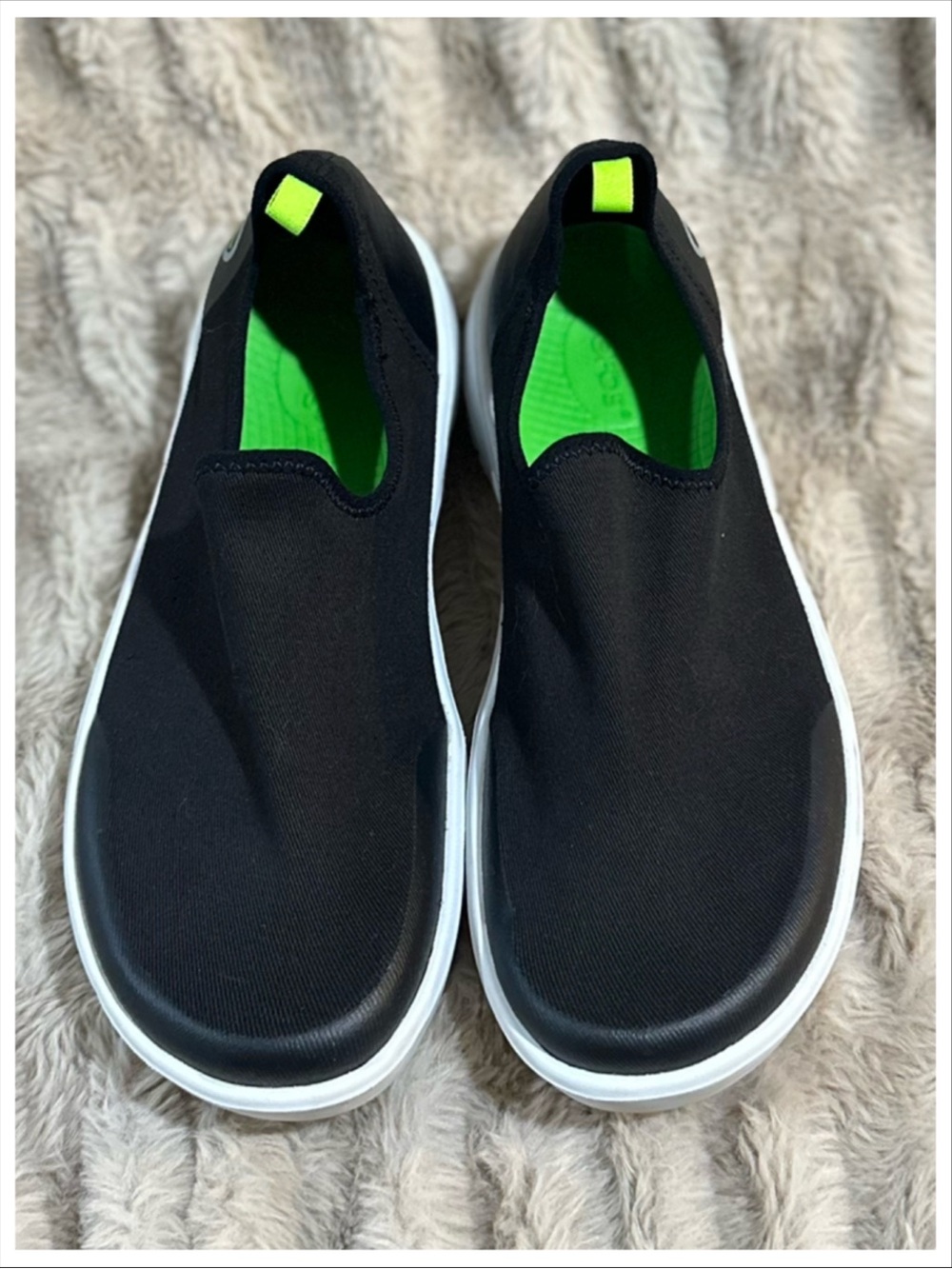 OOFOS OOmg Sport Slip-On Sneakers ~ Size 9.5 ~ Item #SN602 - Picture 2 of 8